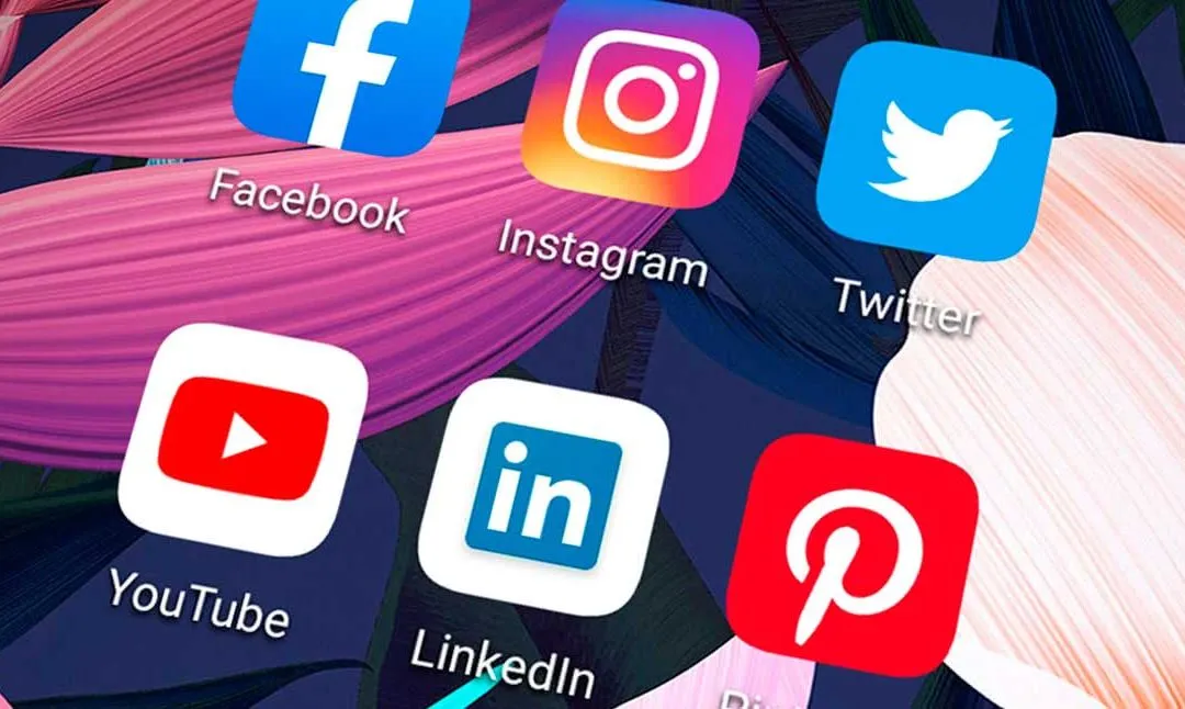 Dimensiones en redes sociales